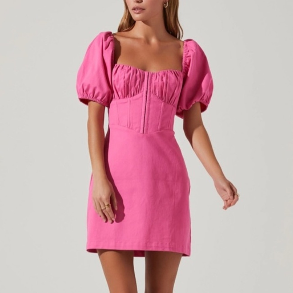 ASTR the label Kelilah Puff sleeve bustier hot pink Barbie mini dress